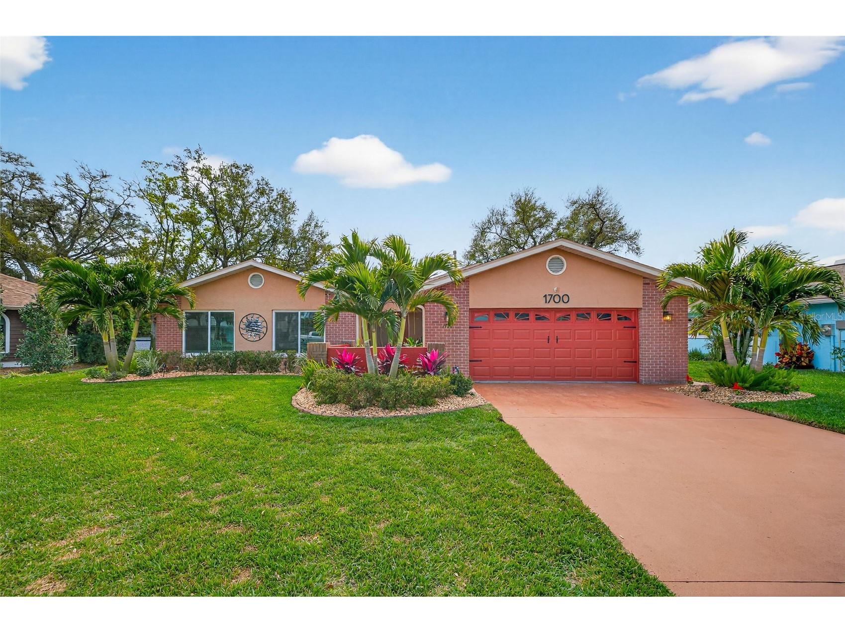 1700 Glen Lakes Boulevard N Saint Petersburg FL 33702 TB8480789 image2