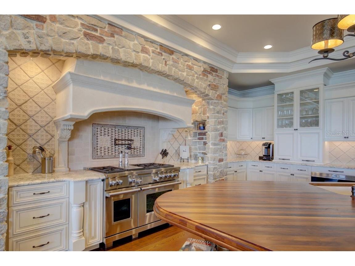 1700 Gulf Boulevard Belleair Beach FL 33786 TB8438533 image22