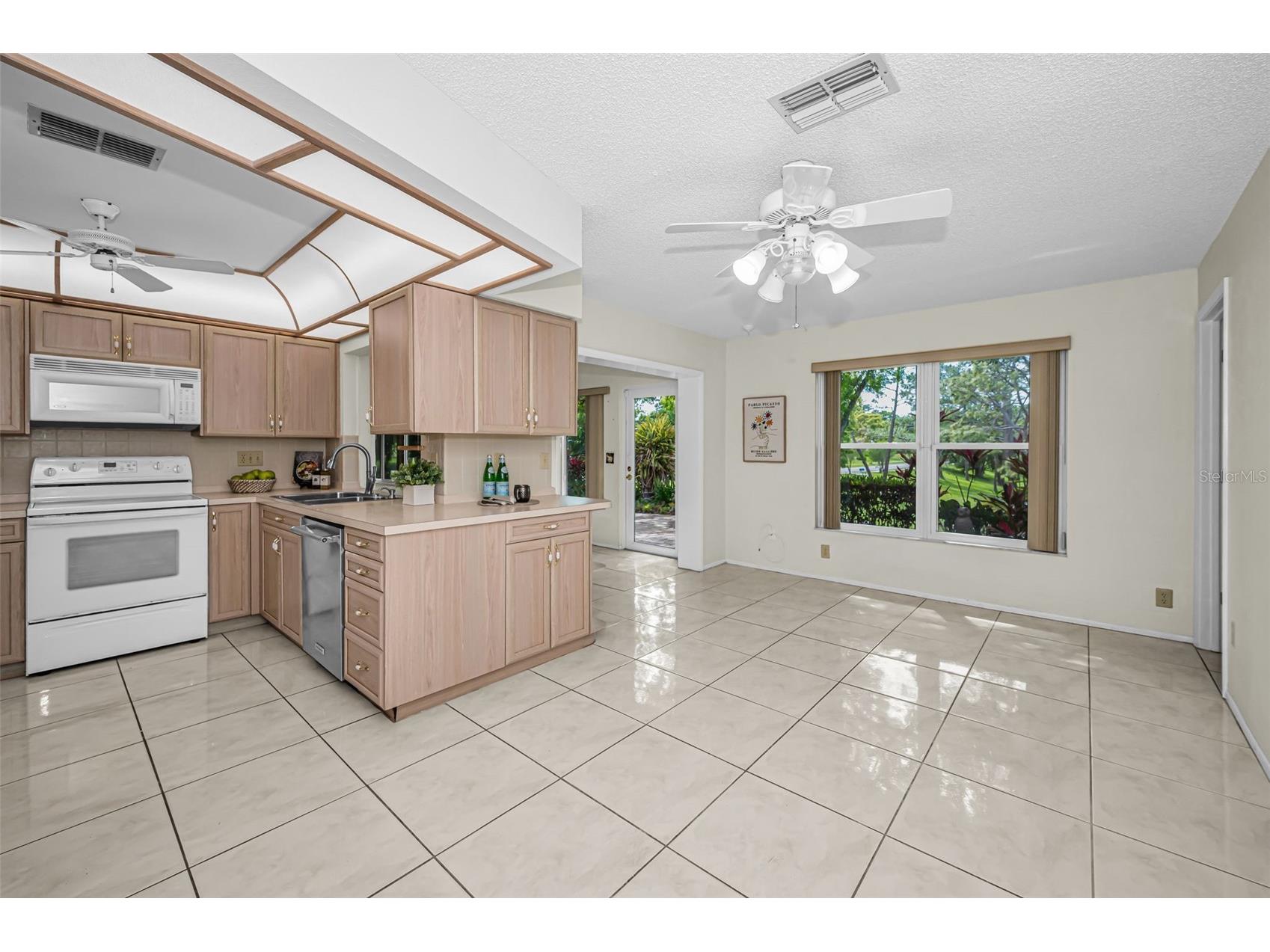 1700 Macdonnell Drive Palm Harbor FL 34684 TB8468857 image23