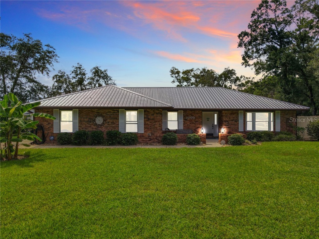 1700 Miller Drive Deland FL 32720 V4931770 image1