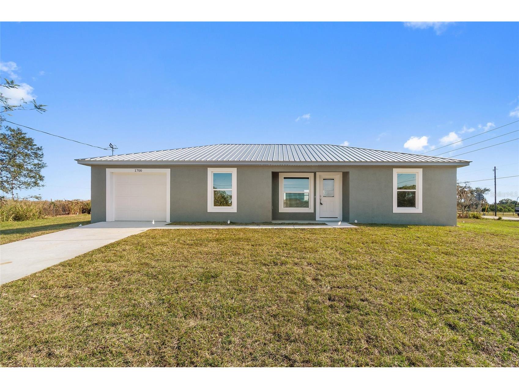 1700 N Lake Pioneer Drive Avon Park FL 33825 O6372465 image1