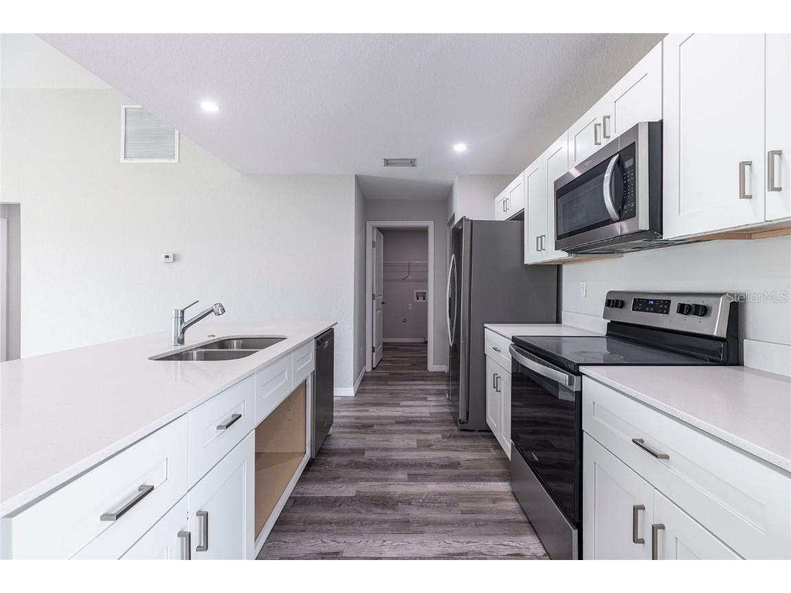 1700 NW 15th Place Cape Coral FL 33993 A4666067 image4