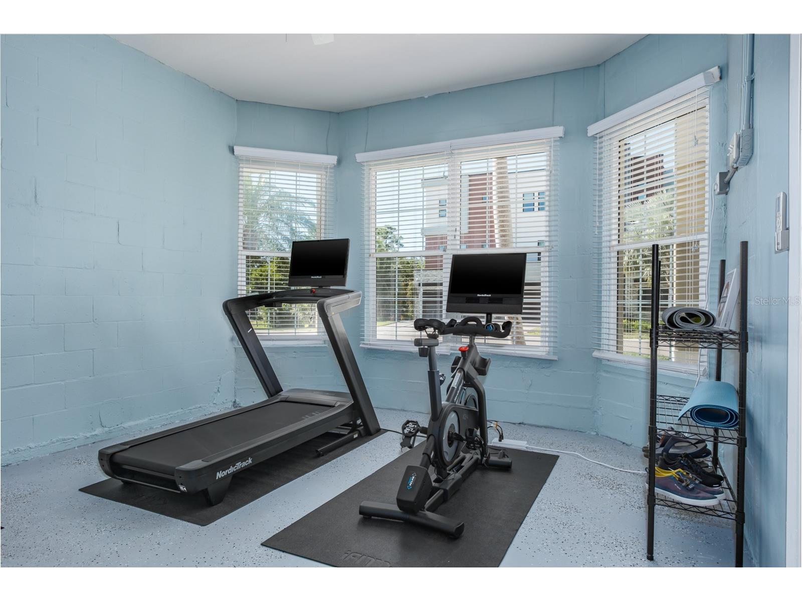 1700 Oyster Point Way Palm Harbor FL 34683 TB8469885 image29