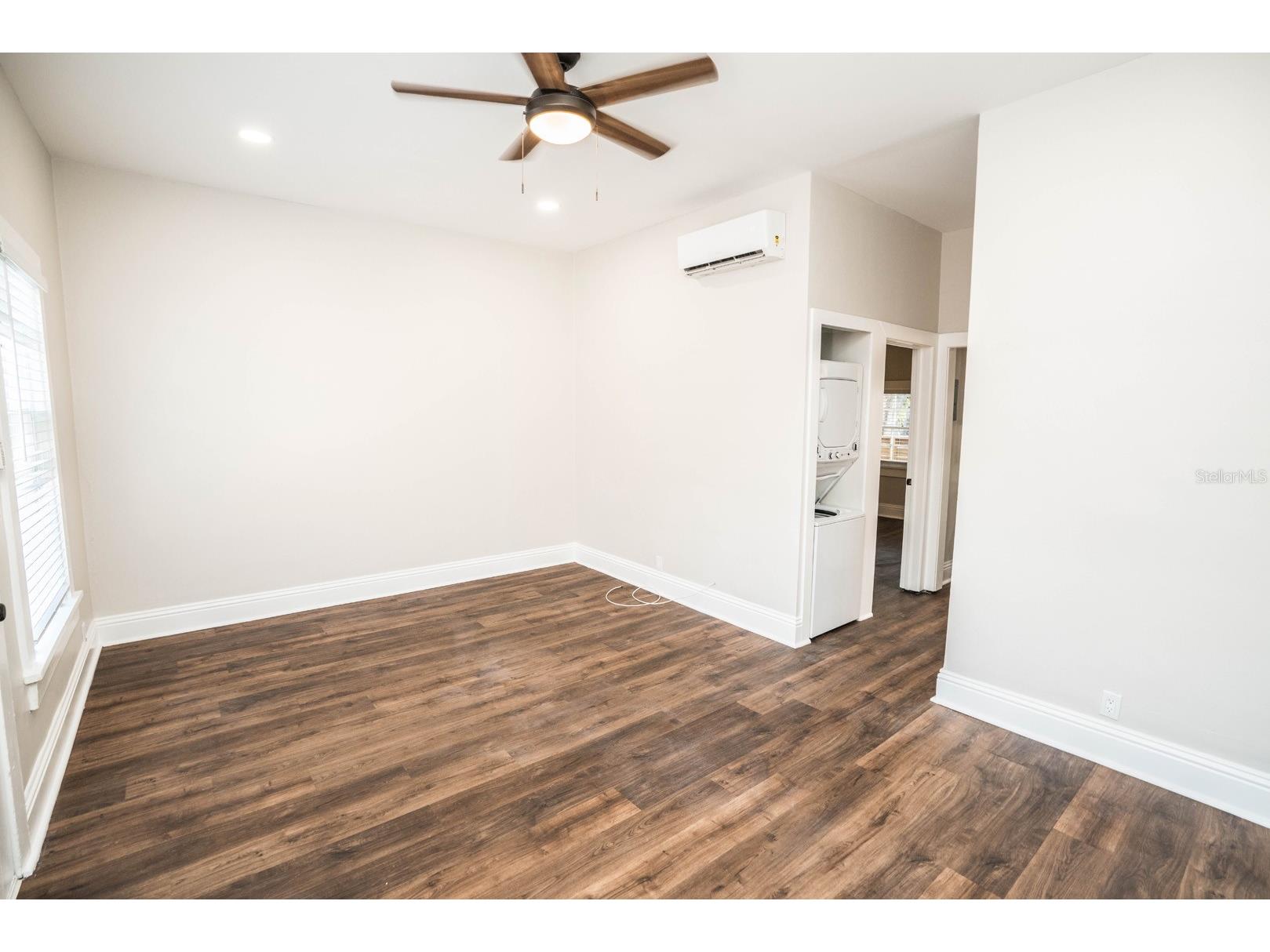 1700 Park Street N #106 Saint Petersburg FL 33710 TB8489546 image7