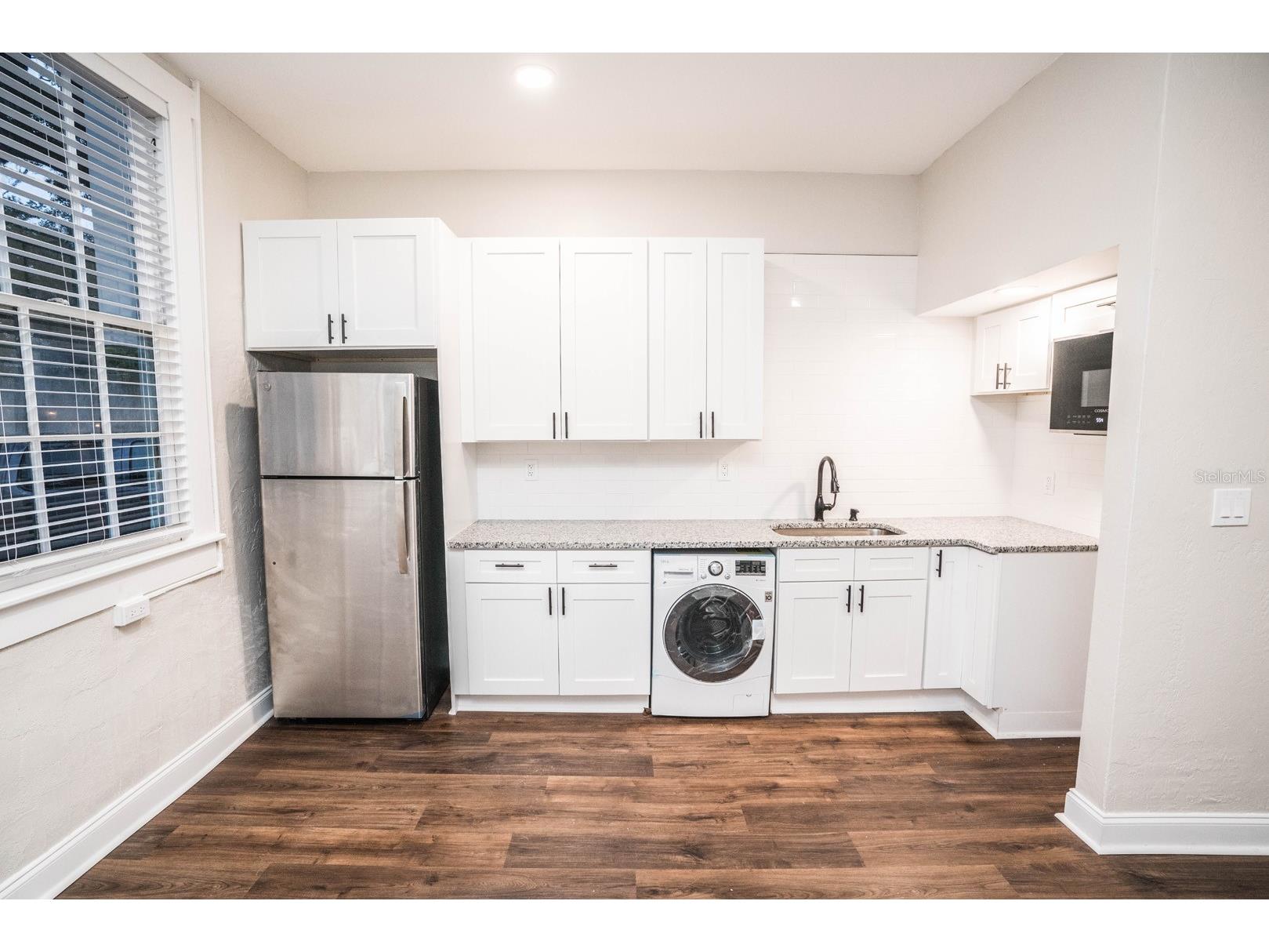 1700 Park Street N #24 Saint Petersburg FL 33710 TB8489573 image5