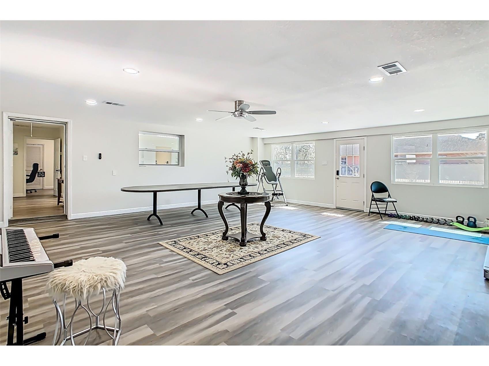 1700 S Miller Road Valrico FL 33594 TB8474577 image44