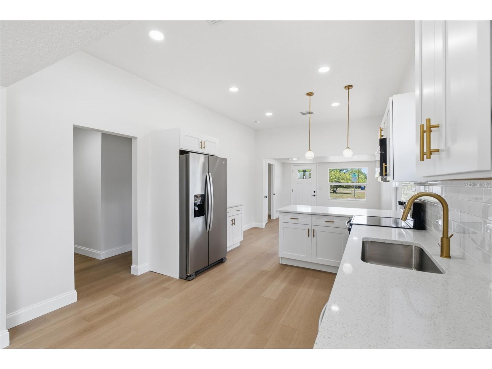 1700 Scranton Street S Saint Petersburg FL 33711 TB8527402 image12