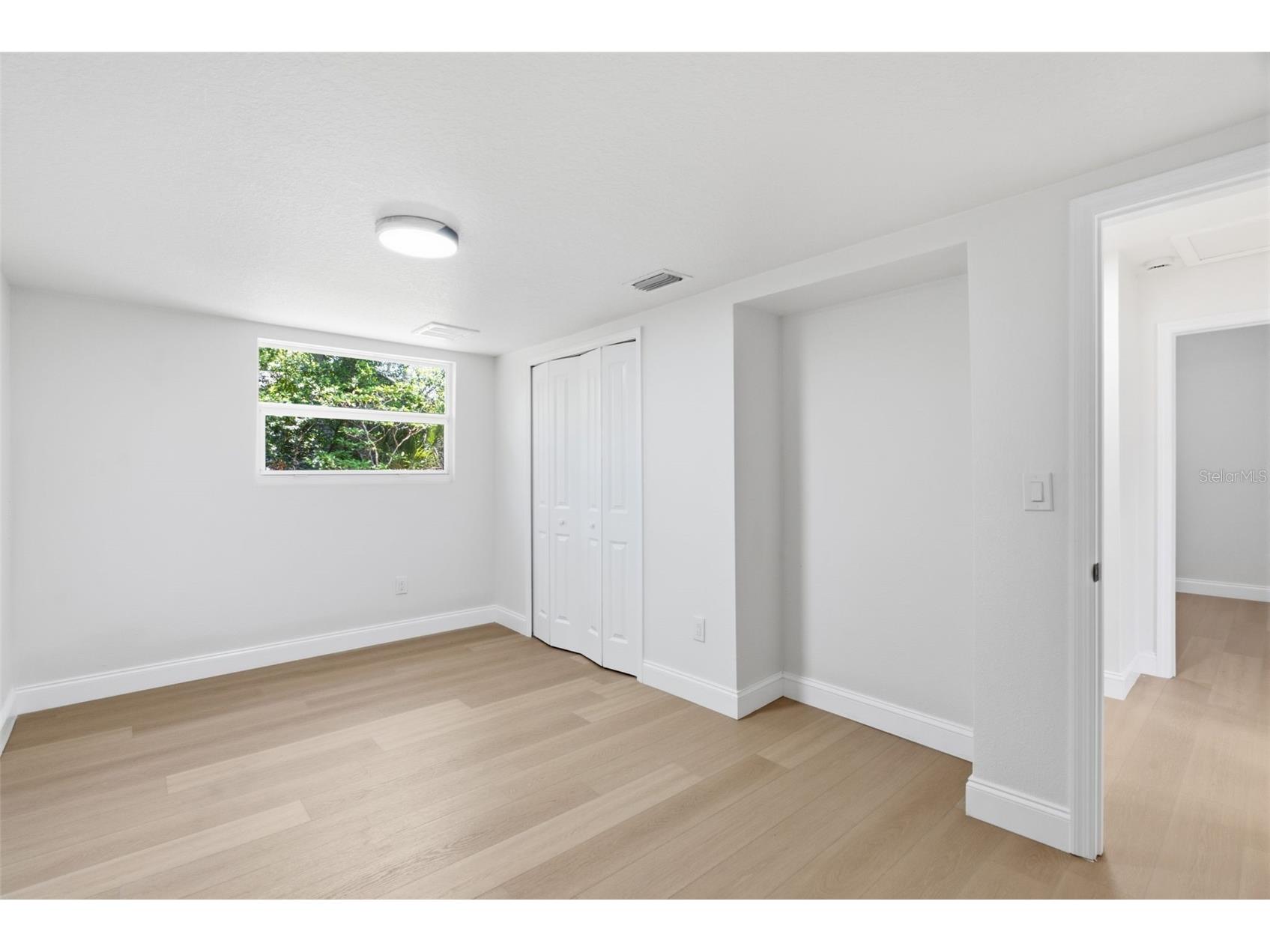 1700 Scranton Street S Saint Petersburg FL 33711 TB8527402 image25
