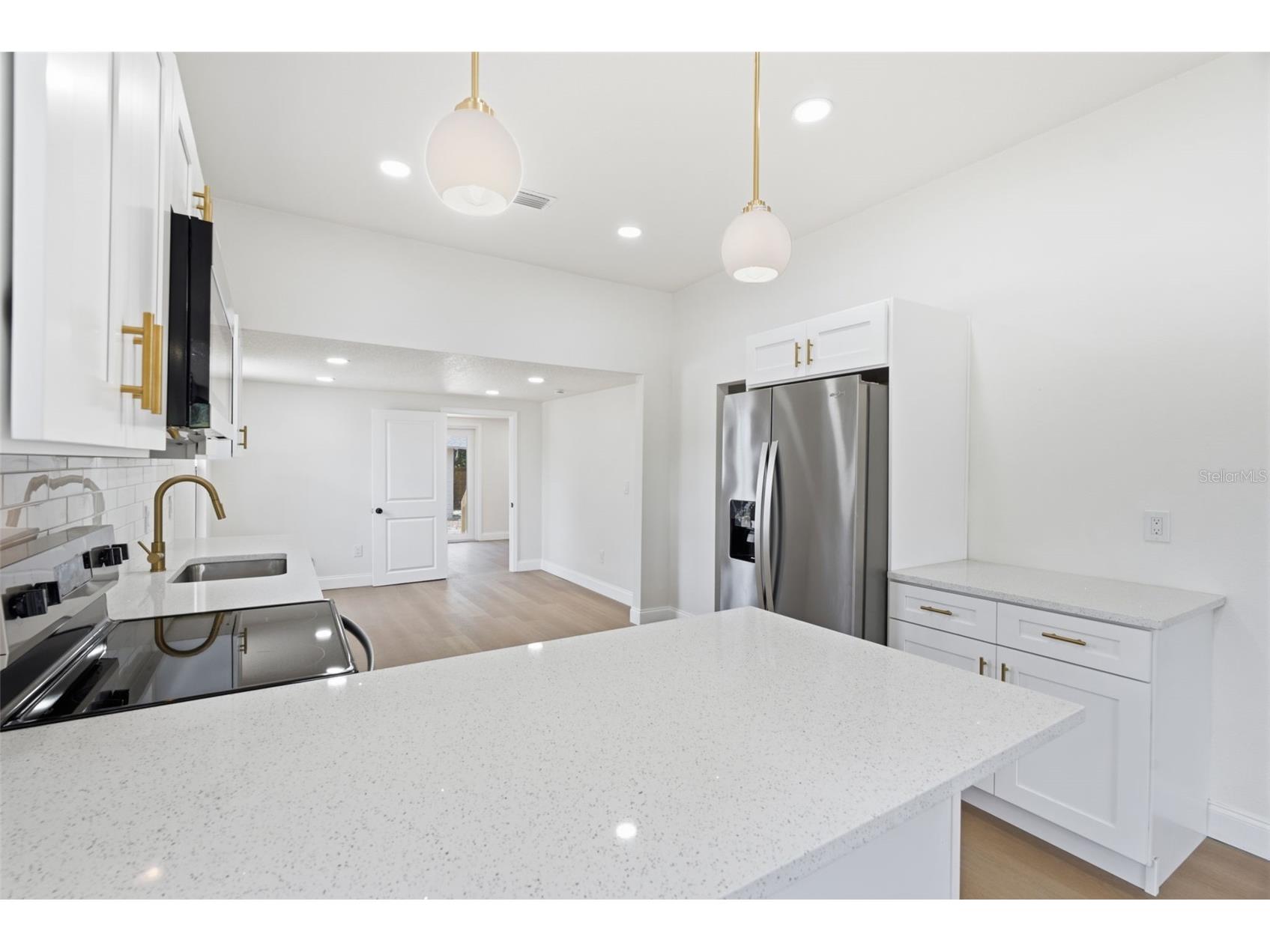 1700 Scranton Street S Saint Petersburg FL 33711 TB8527402 image9