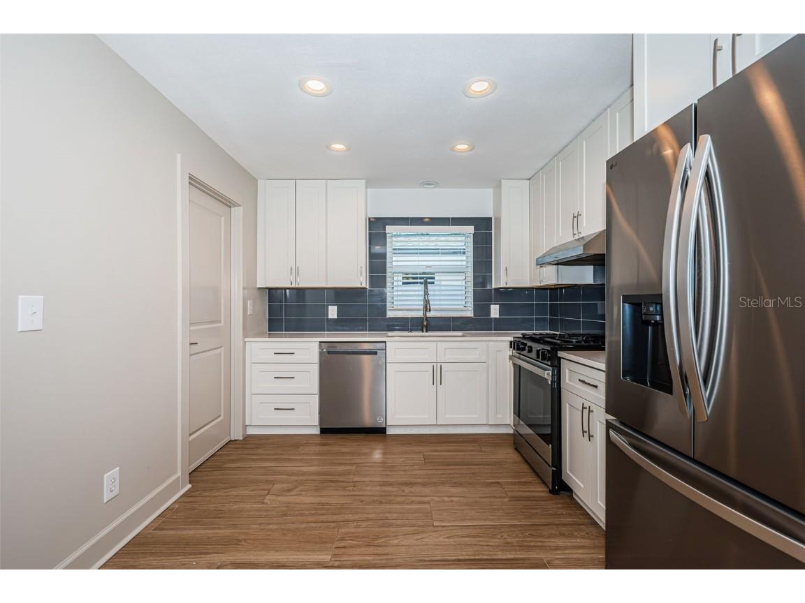 1700 Shore Acres Boulevard NE Saint Petersburg FL 33703 TB8399744 image11