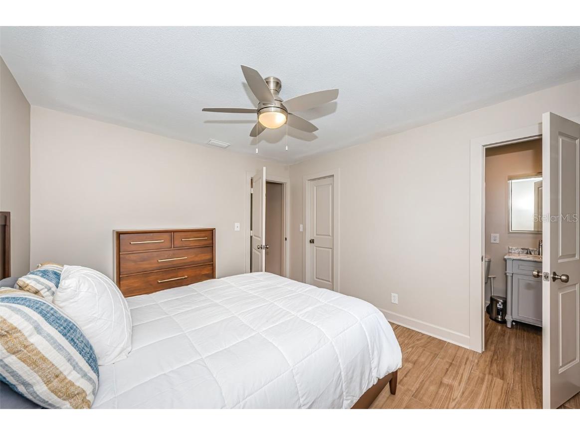 1700 Shore Acres Boulevard NE Saint Petersburg FL 33703 TB8399744 image16