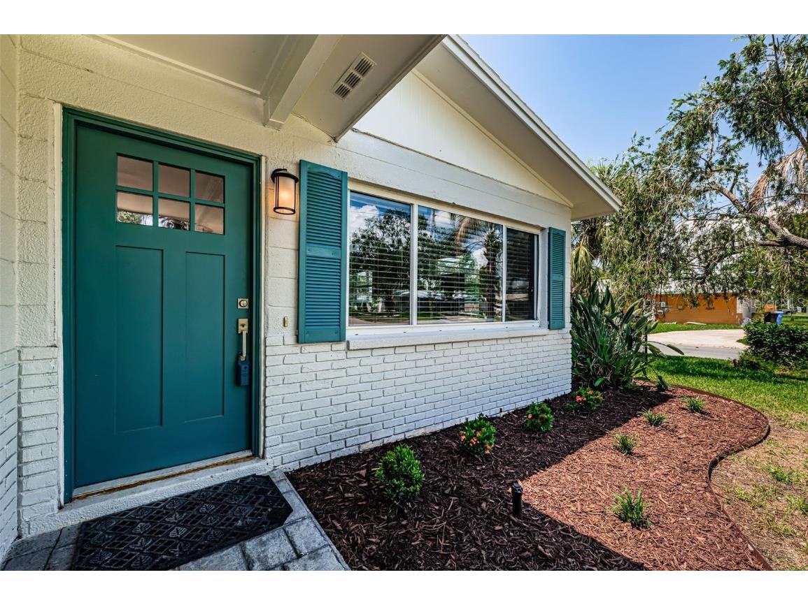 1700 Shore Acres Boulevard NE Saint Petersburg FL 33703 TB8399744 image3