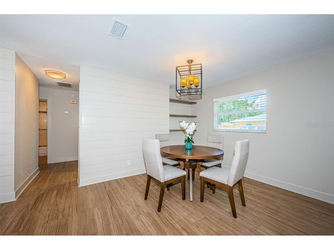 1700 Shore Acres Boulevard NE Saint Petersburg FL 33703 TB8399744 image8