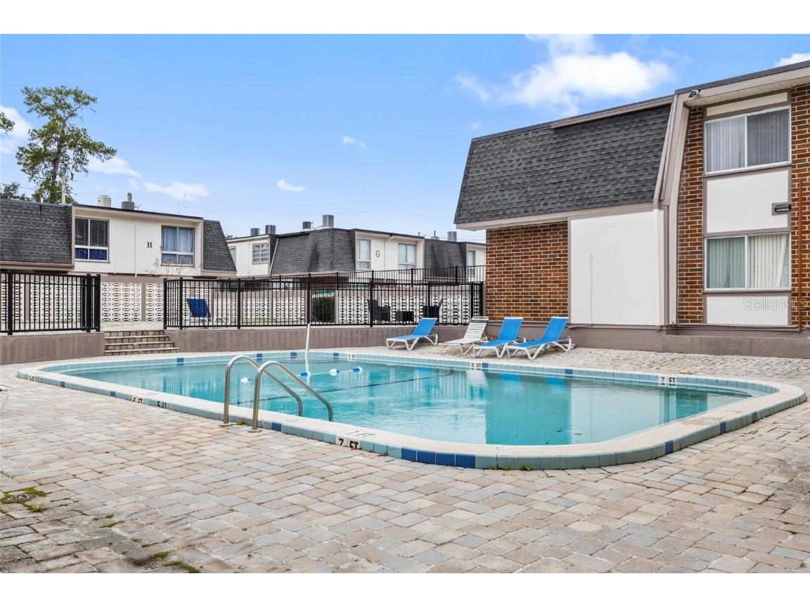 1700 SW 16th Court #B-28 Gainesville FL 32608 GC531997 image17