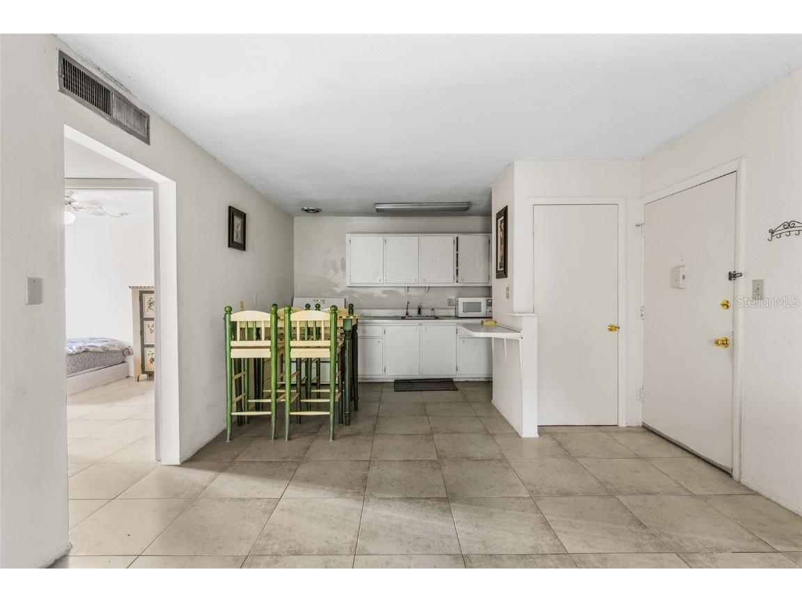 1700 SW 16th Court #B-28 Gainesville FL 32608 GC531997 image7