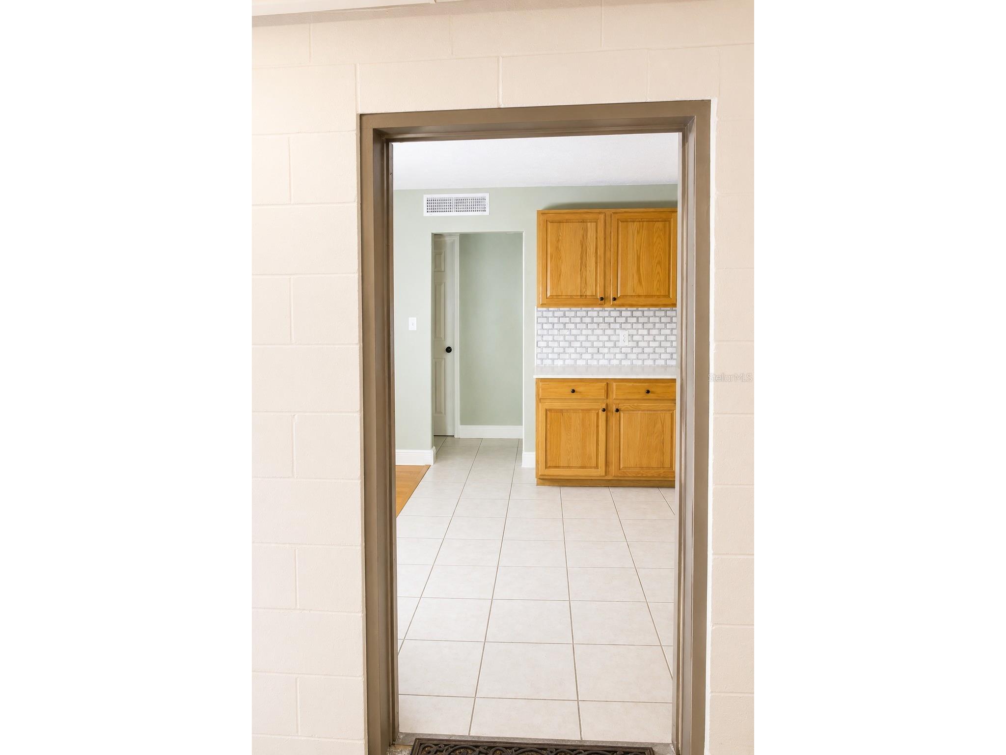 1700 SW 16th Court #D22 Gainesville FL 32608 GC539821 image4