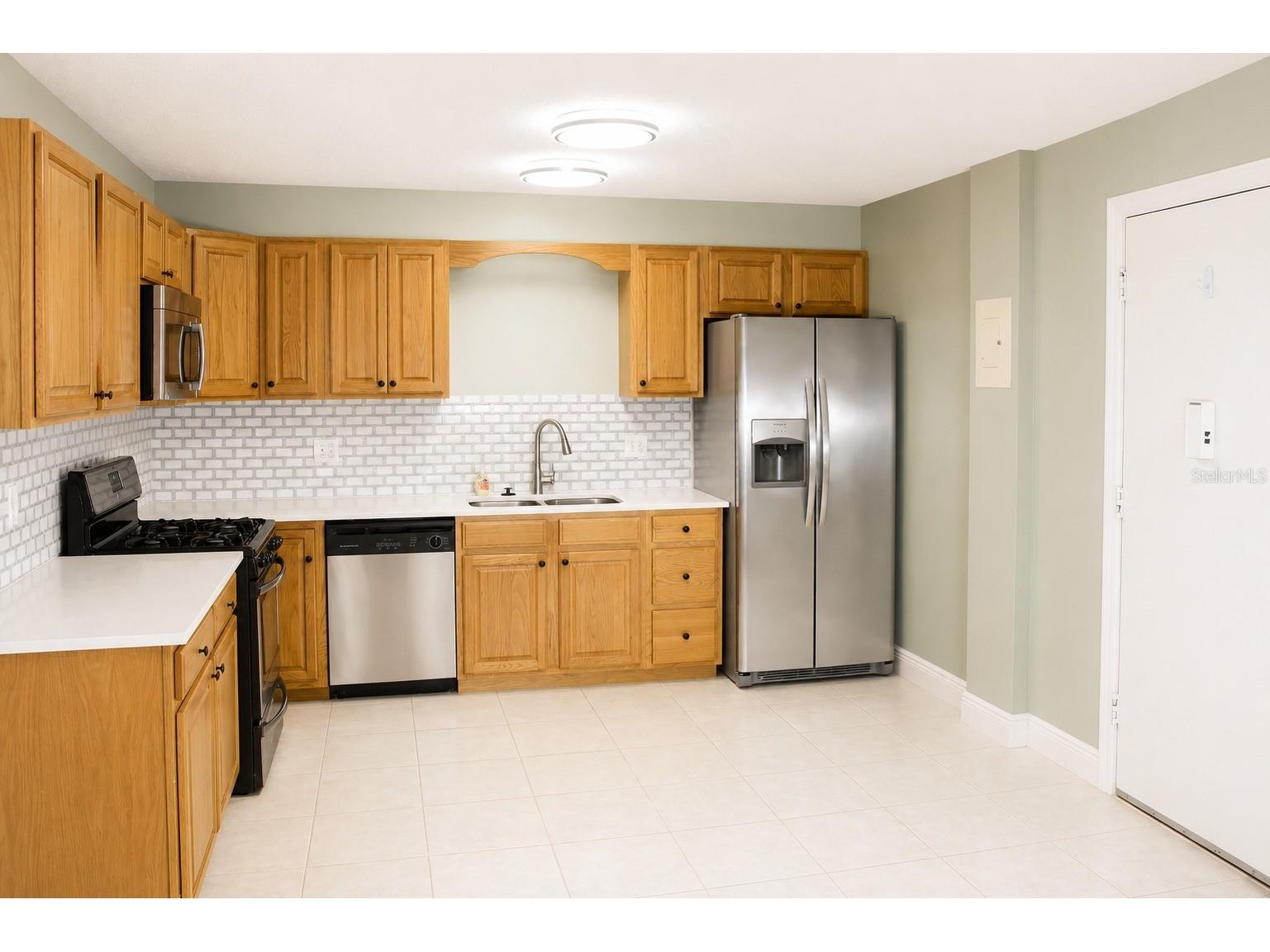 1700 SW 16th Court #D22 Gainesville FL 32608 GC539821 image9