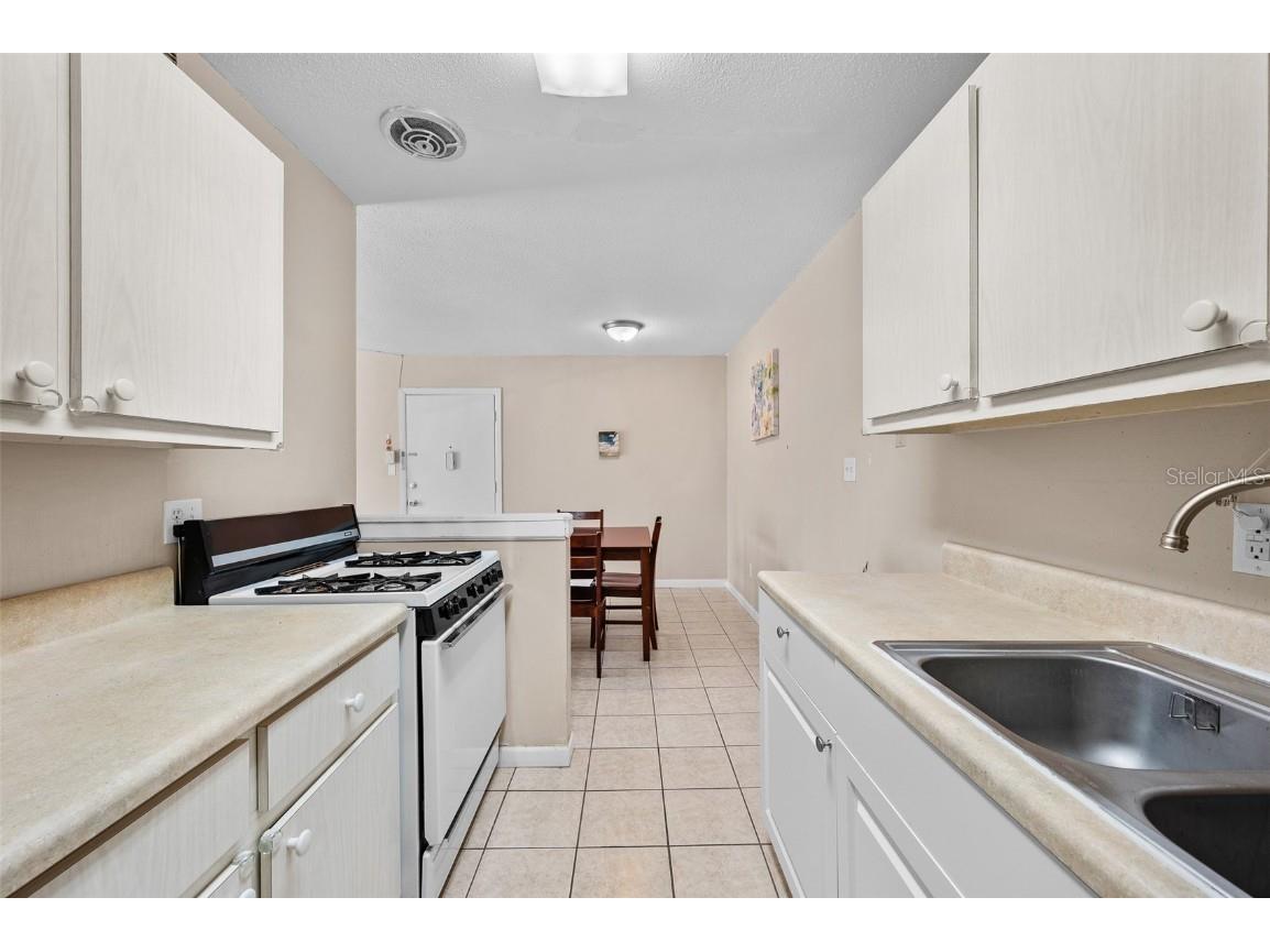 1700 SW 16th Court #D24 Gainesville FL 32608 GC535297 image13