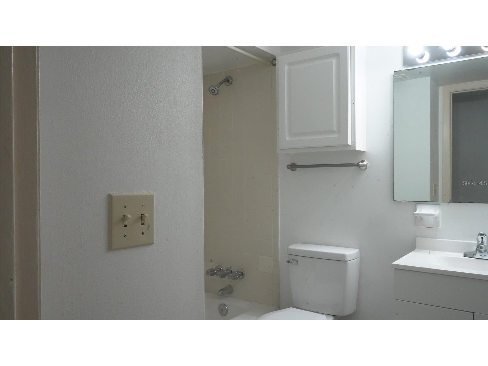 1700 SW 16th Court #J-4 Gainesville FL 32608 GC536234 image12
