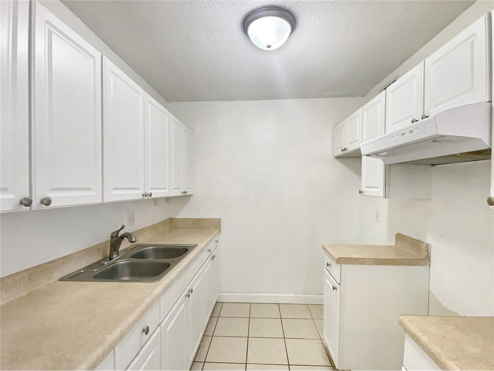 1700 SW 16th Court #P6 Gainesville FL 32608 GC541172 image10
