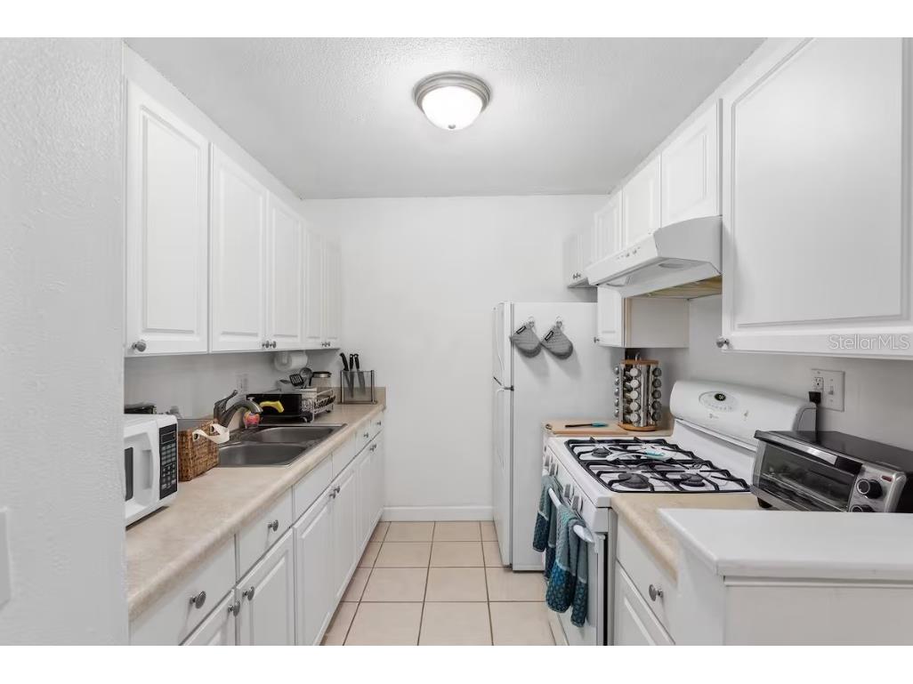 1700 SW 16th Court #P6 Gainesville FL 32608 OM715353 image2