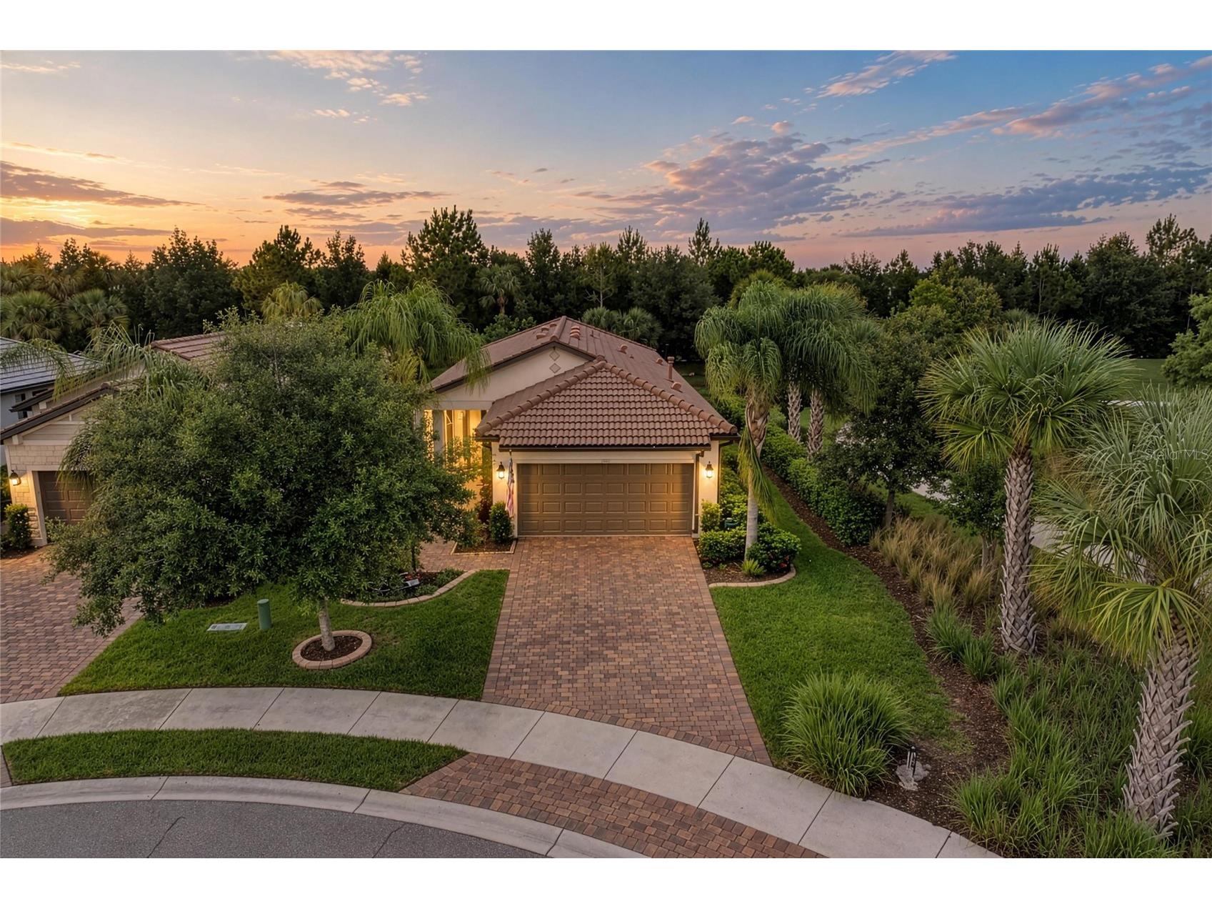 17002 Hampton Falls Terrace Bradenton FL 34202 A4695437 image1