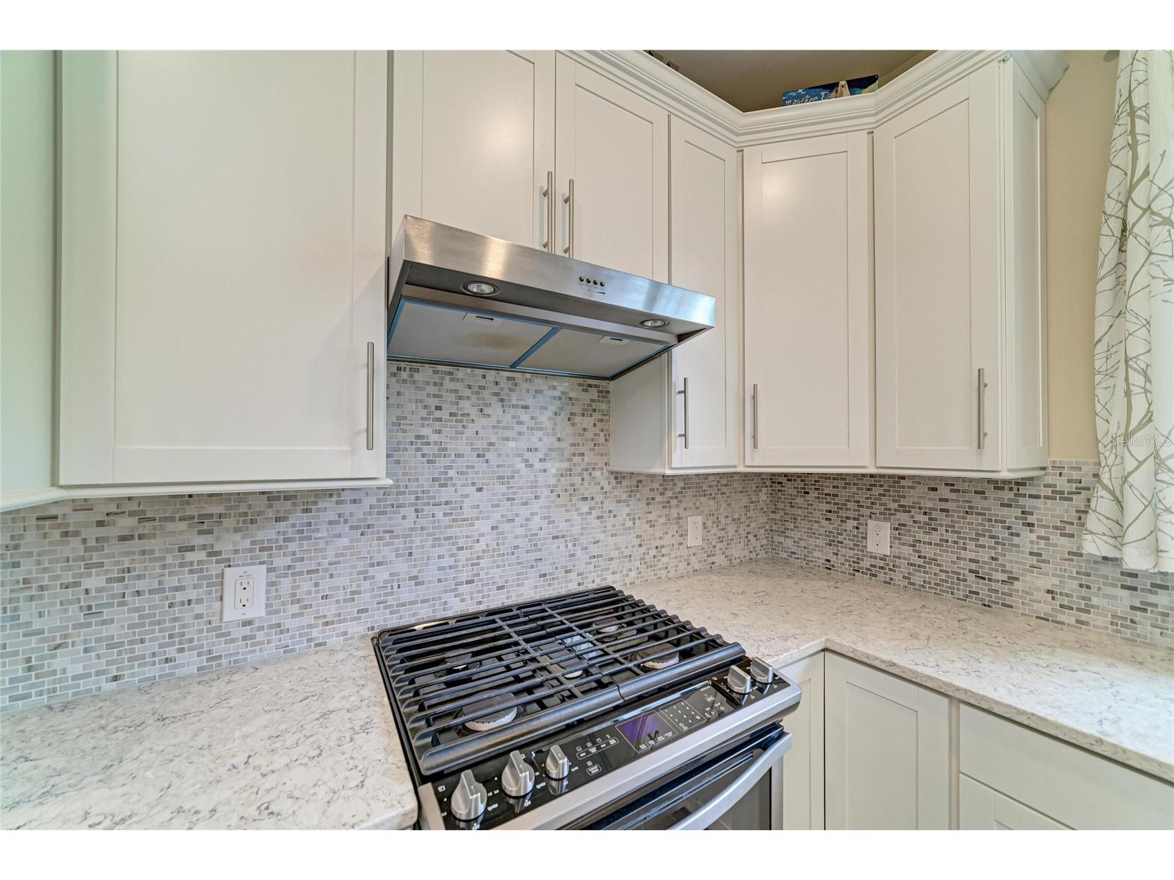 17002 Hampton Falls Terrace Bradenton FL 34202 A4695437 image26