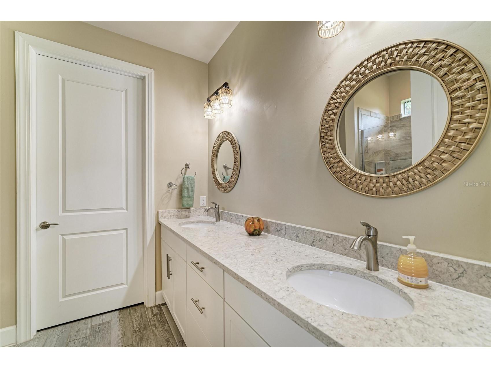 17002 Hampton Falls Terrace Bradenton FL 34202 A4695437 image32