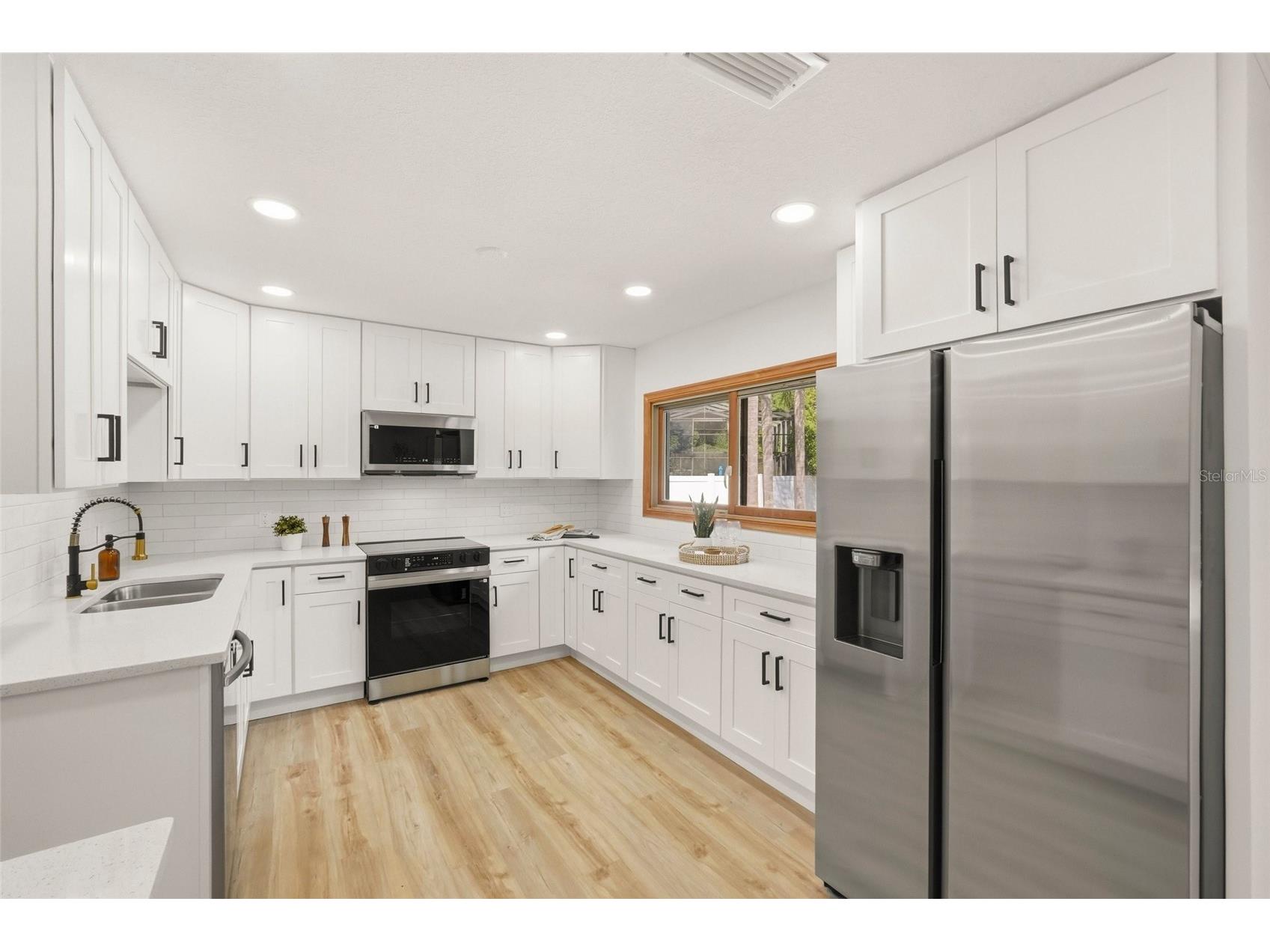 17002 Paula Lane Lutz FL 33558 TB8505363 image12