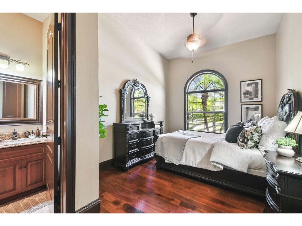 17005 Madres De Avila Tampa FL 33613 TB8364392 image9