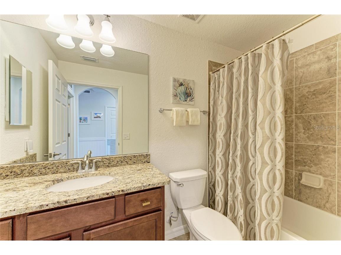 17006 Vardon Terrace #206 Lakewood Ranch FL 34211 A4676744 image32