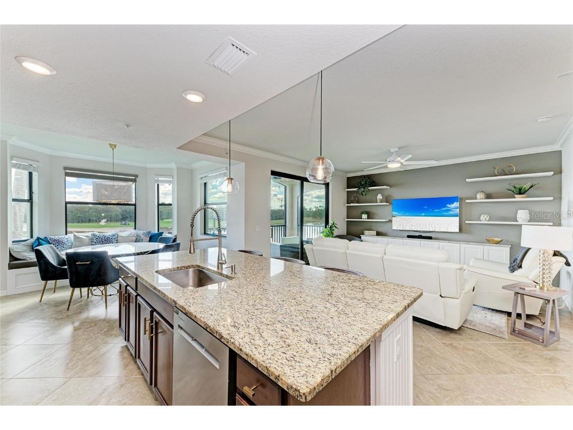 17006 Vardon Terrace #206 Lakewood Ranch FL 34211 A4676744 image6