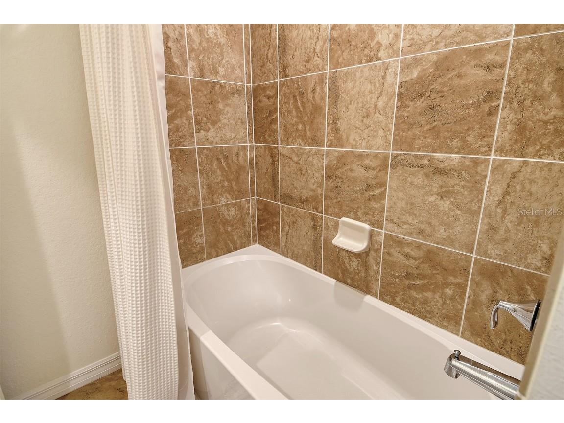 17006 Vardon Terrace #305 Bradenton FL 34211 A4659917 image29