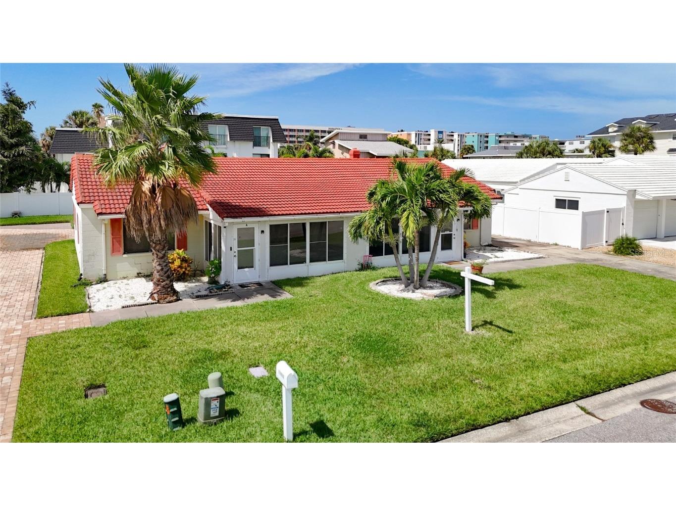 17008 2nd Street E North Redington Beach FL 33708 TB8300101 image1