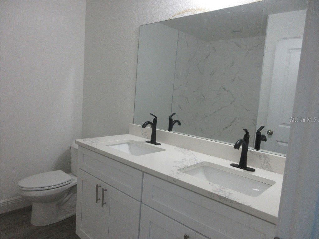 17009 SE 60th Street Ocklawaha FL 32179 OM703379 image14