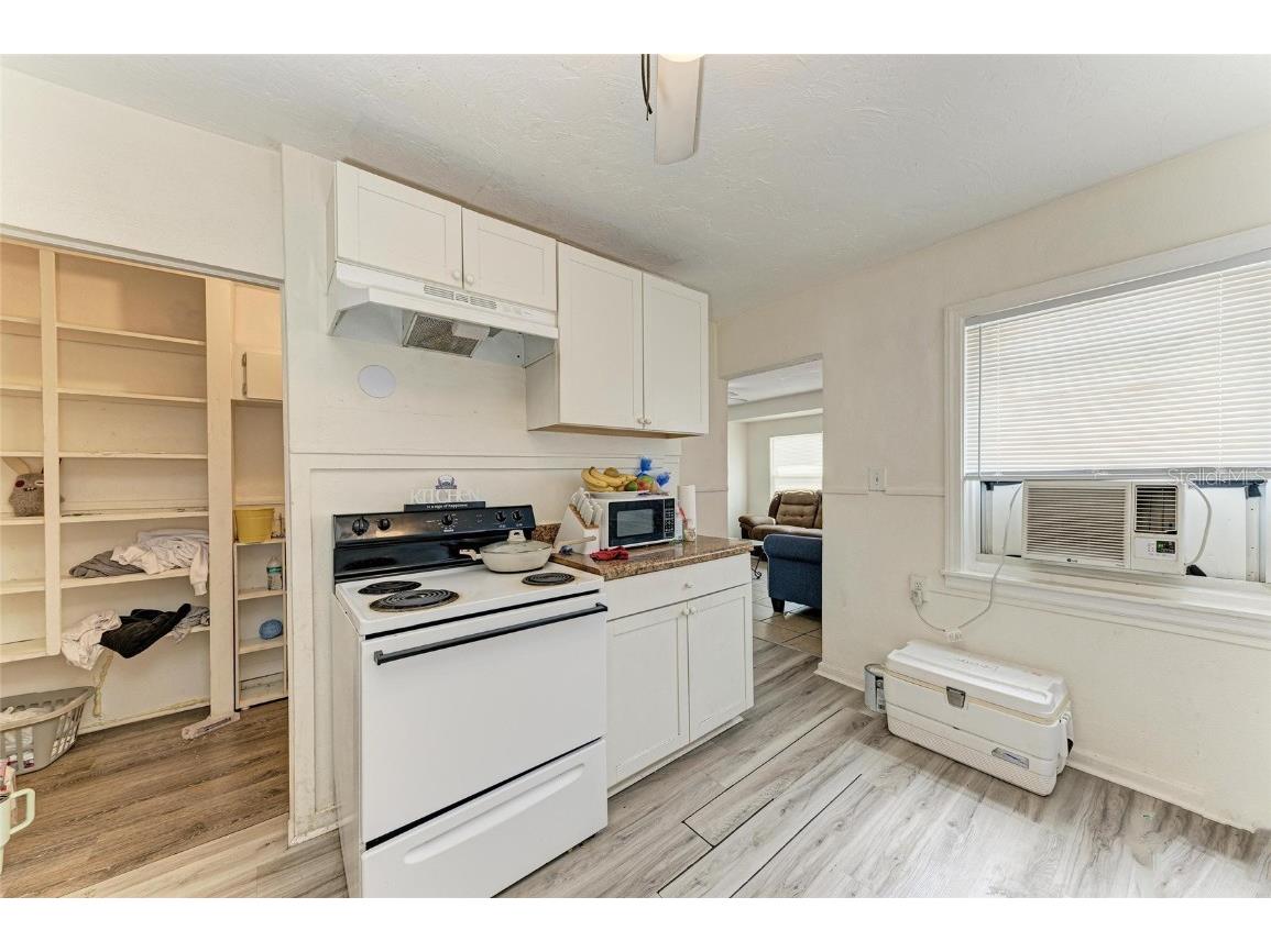 1701 13th Street W Bradenton FL 34205 A4656587 image8