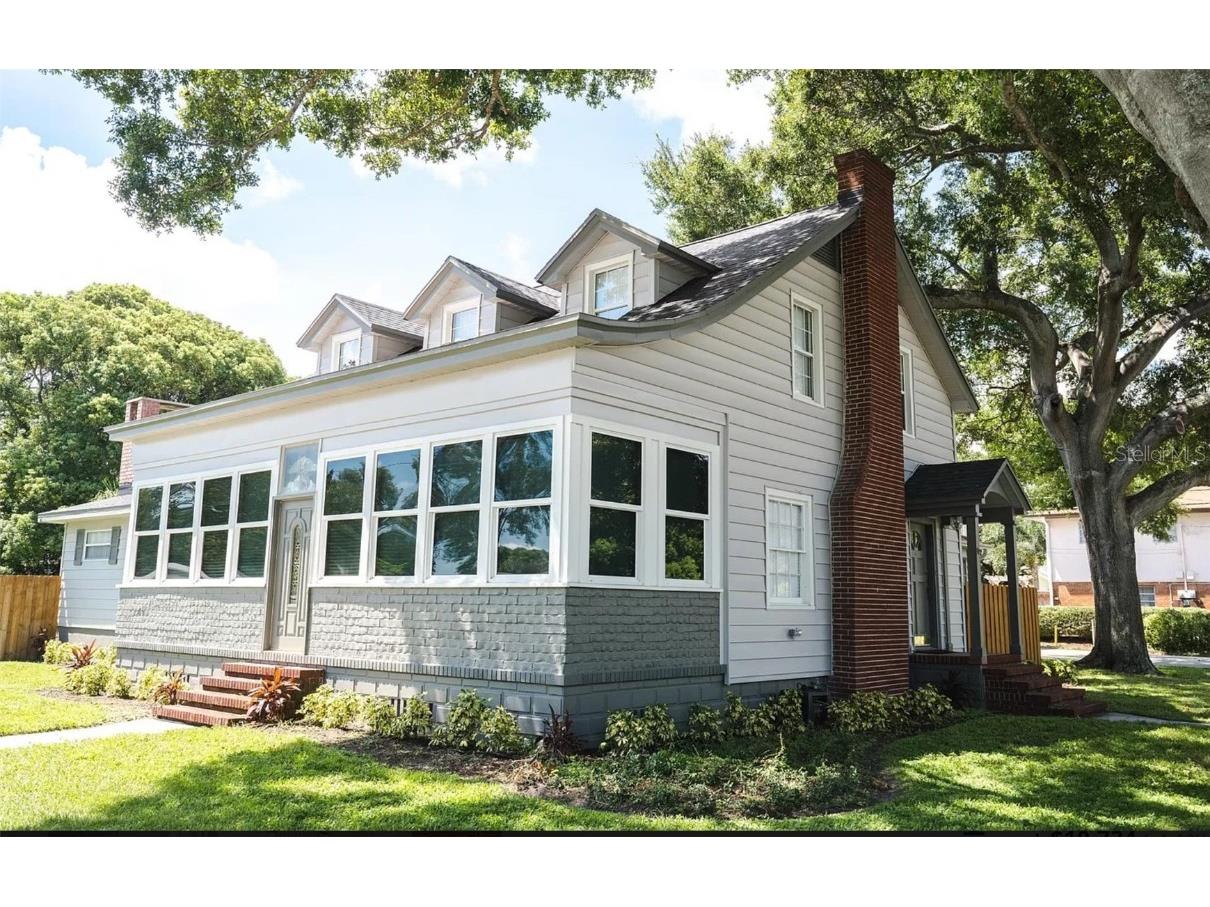 1701 20th Avenue N Saint Petersburg FL 33713 U8230825 image1