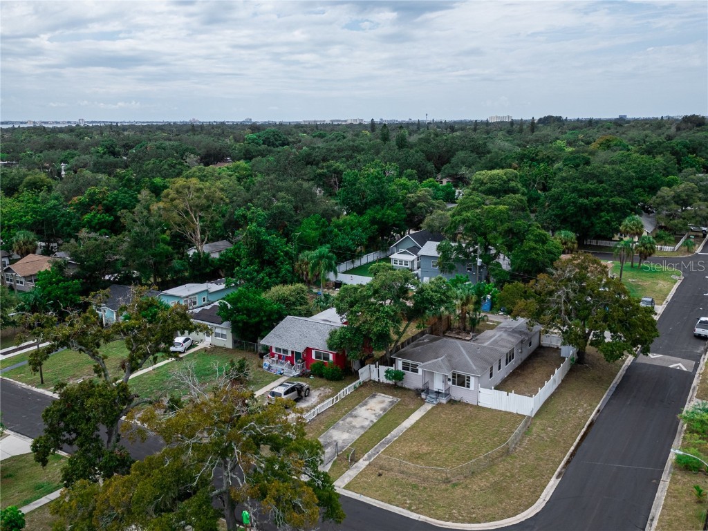 1701 41st Street S Saint Petersburg FL 33711 U8255188 image1