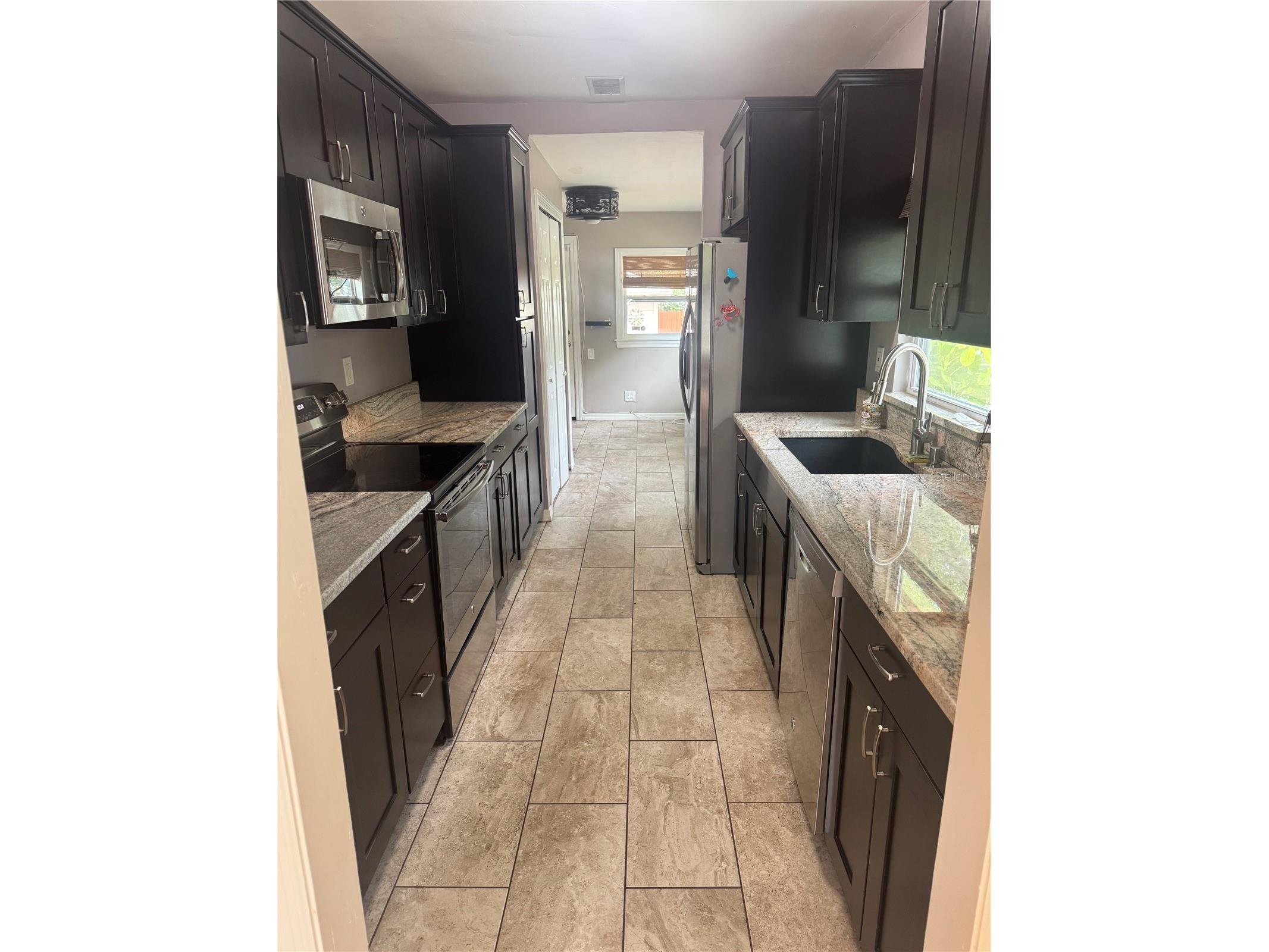 1701 53rd Street S Gulfport FL 33707 TB8513360 image3
