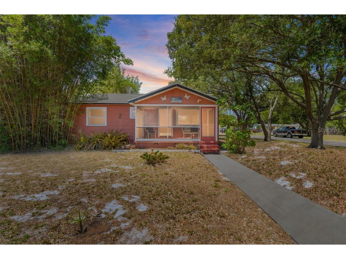 1701 56th Street S Gulfport FL 33707 U8238717 image1