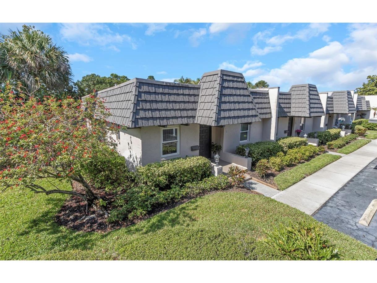 1701 Cordova Green Largo FL 33777 U8192735 image1