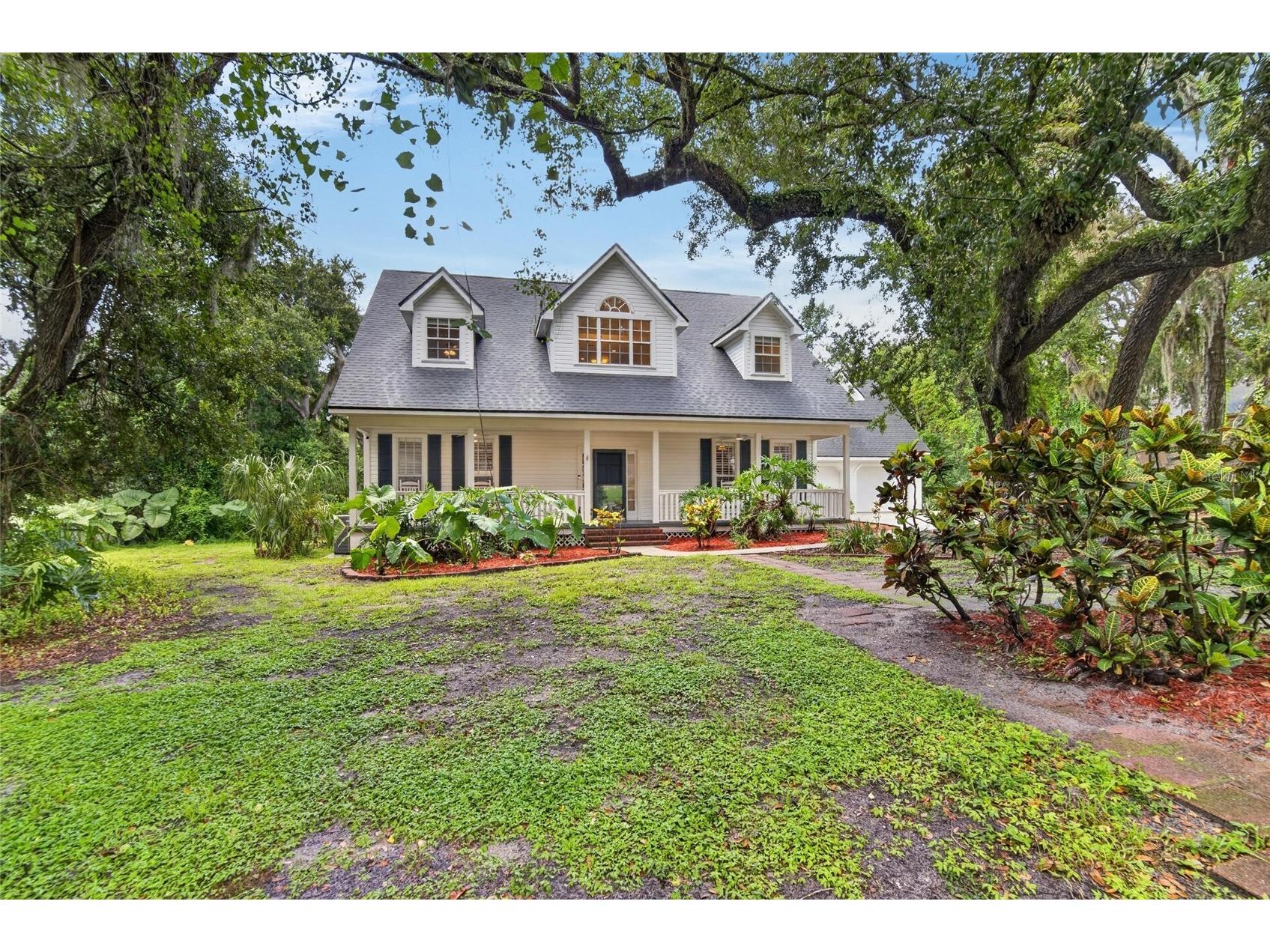 1701 Cottage Oaks Court Brandon FL 33510 TB8531727 image1