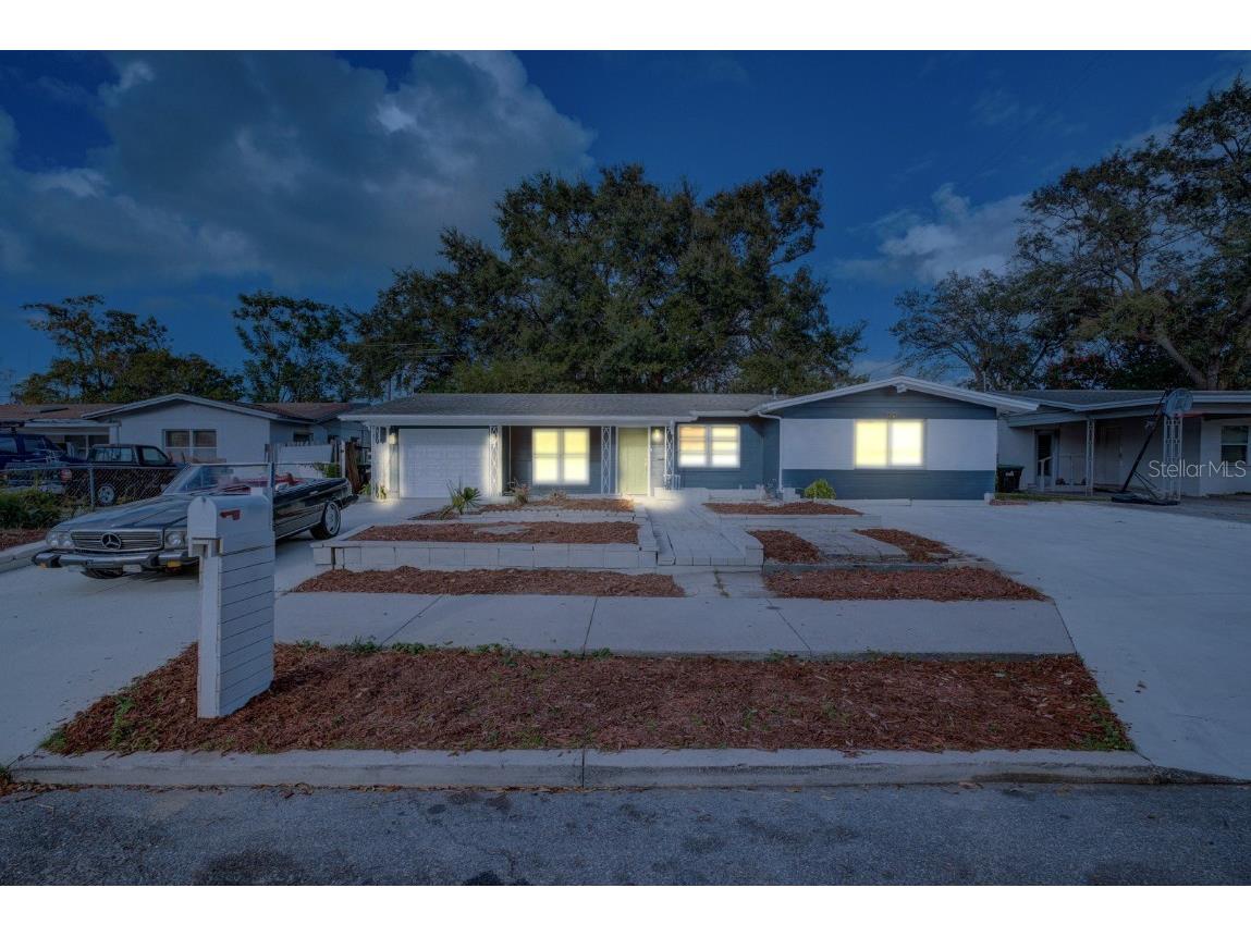 1701 Daly Street Orlando FL 32808 O6153706 image1