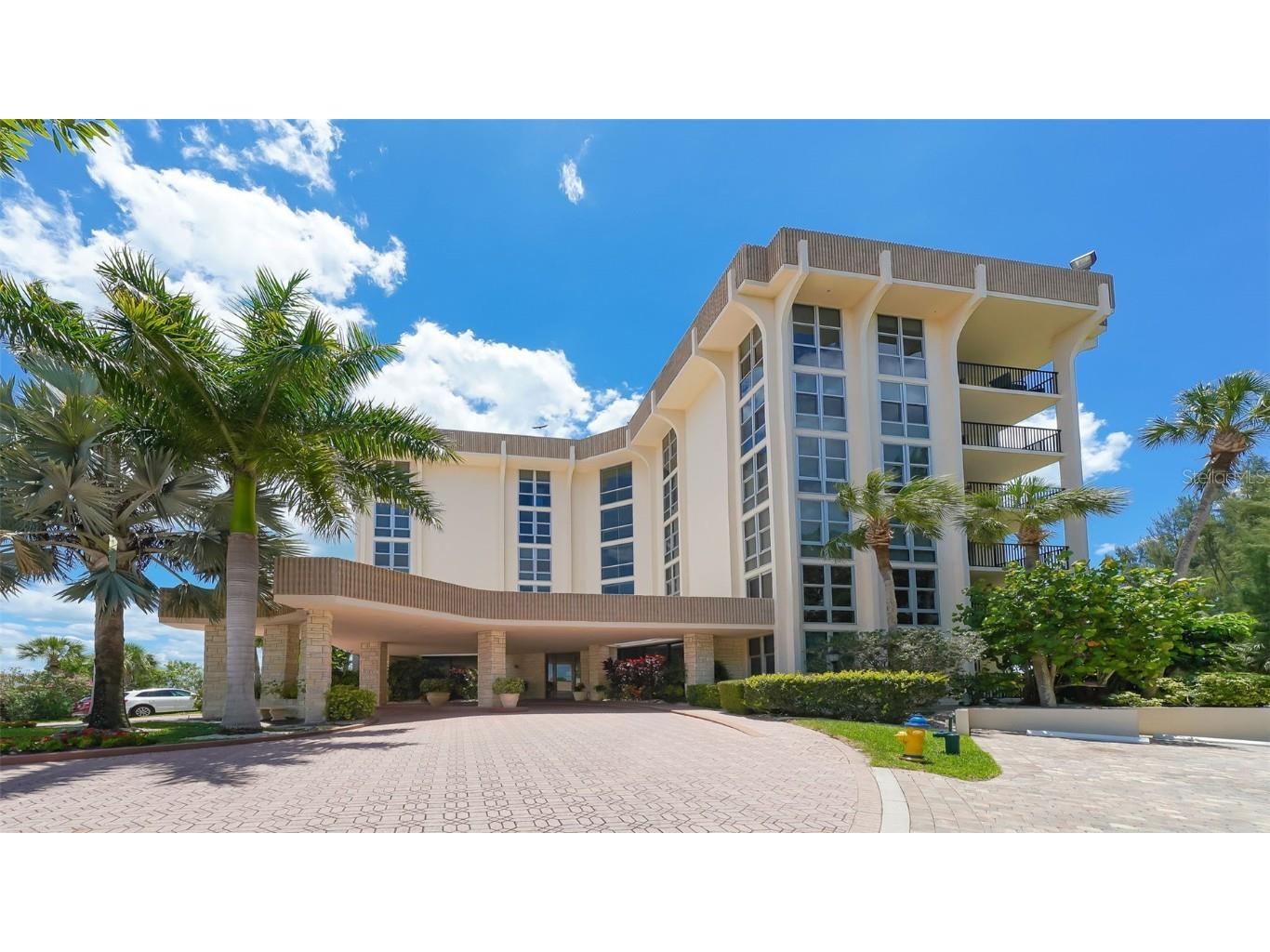 1701 Gulf Of Mexico Drive #109 Longboat Key FL 34228 - GULF OF MEXICO A4666153 image1