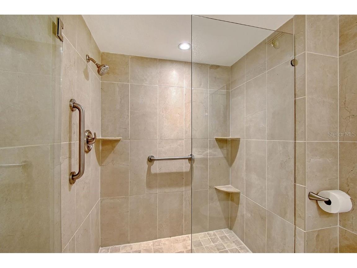 1701 Gulf Of Mexico Drive #404 Longboat Key FL 34228 - GULF OF MEXICO A4659020 image22