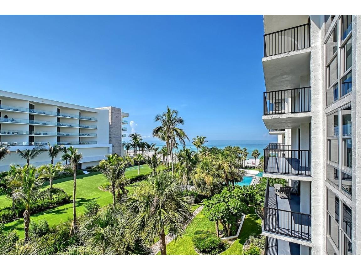 1701 Gulf Of Mexico Drive #404 Longboat Key FL 34228 - GULF OF MEXICO A4659020 image4