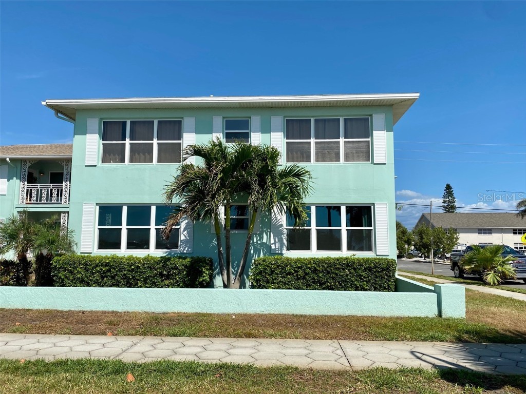 1701 Gulf Way #1 Saint Pete Beach FL 33706 - GULF OF MEXICO U8194113 image1