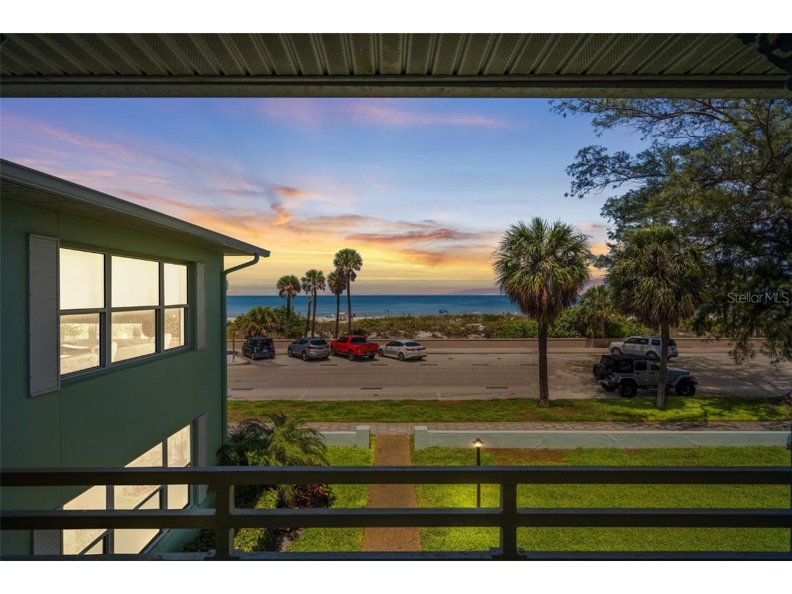 1701 Gulf Way #S5 Saint Petersburg FL 33706 U8247278 image1