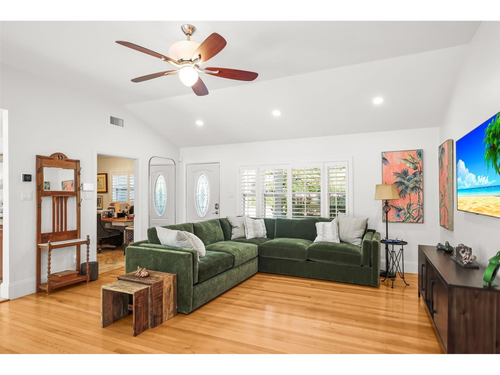 1701 Indian Rocks Road Belleair FL 33756 TB8513321 image19