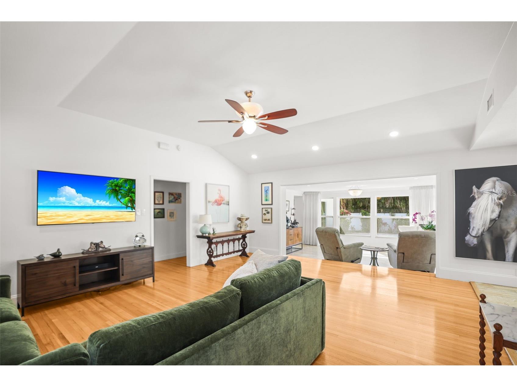 1701 Indian Rocks Road Belleair FL 33756 TB8513321 image3